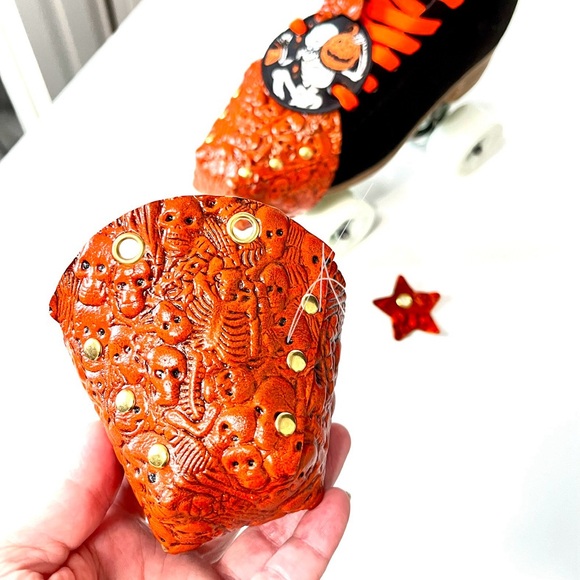 Neon Skeleton toe guards for Roller skates - Picture 10 of 15